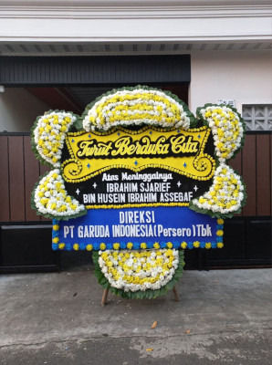 Papan Bunga Duka di Gudang Seng